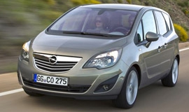 Популярный минивен Opel Meriva