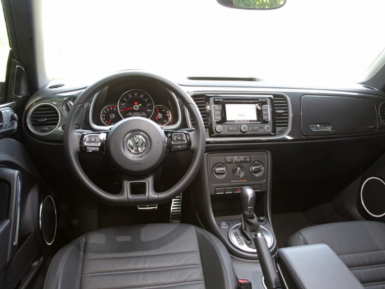 Интерьер Volkswagen Beetle